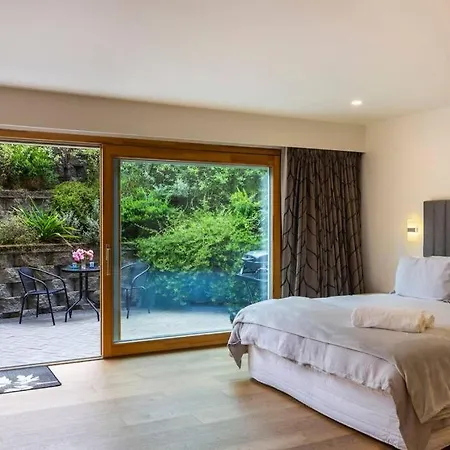 The Fantail Couples Retreat Apartment Kinloch Exterior photo