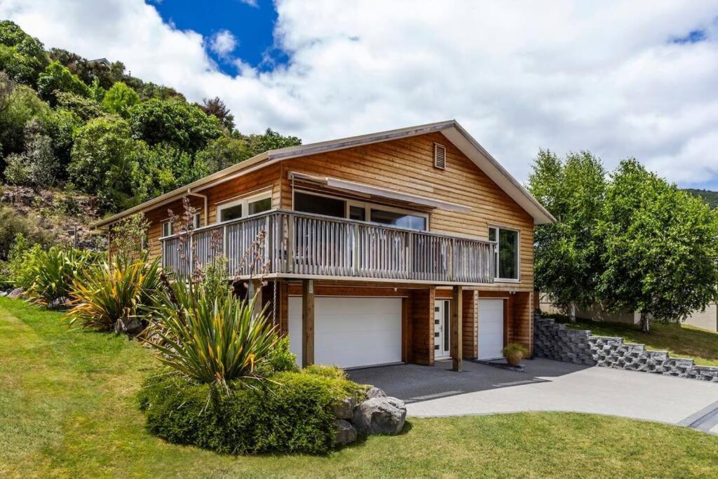 The Fantail Couples Retreat Kinloch