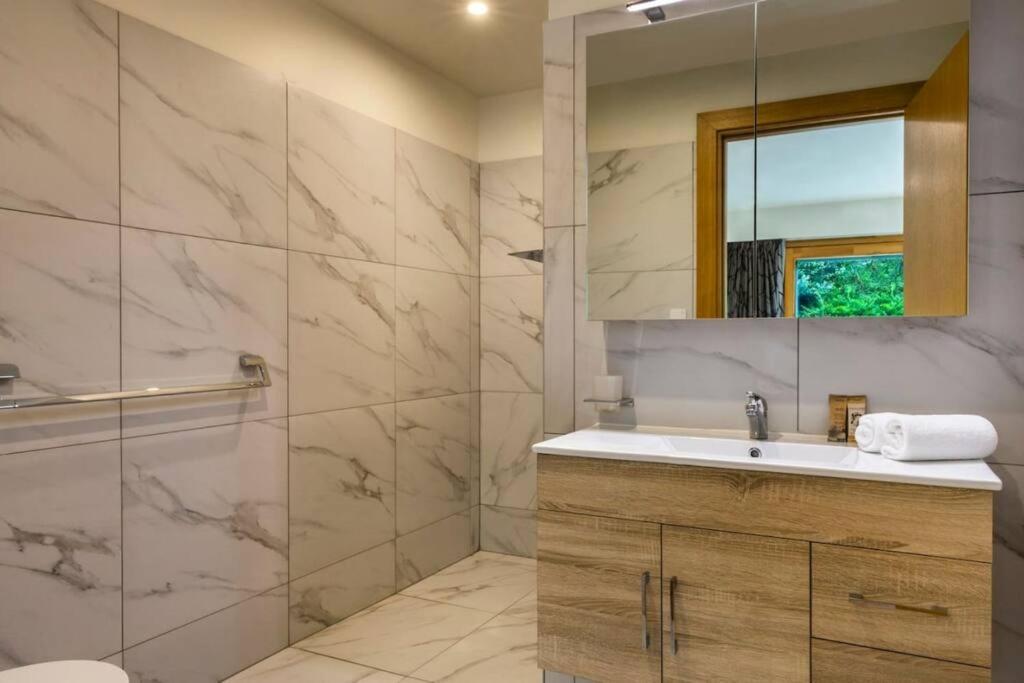 Apartment The Fantail Couples Retreat